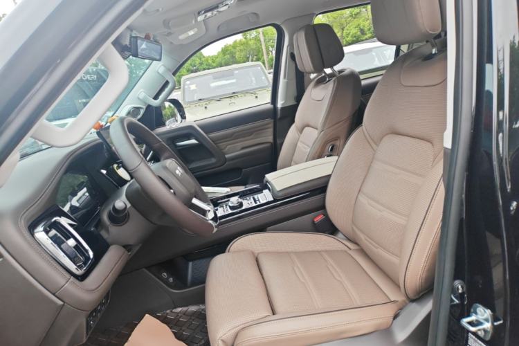 Used BAIC Off-Road BJ60 2022 2.0T May Day Edition Seven Seats Left Front Seat