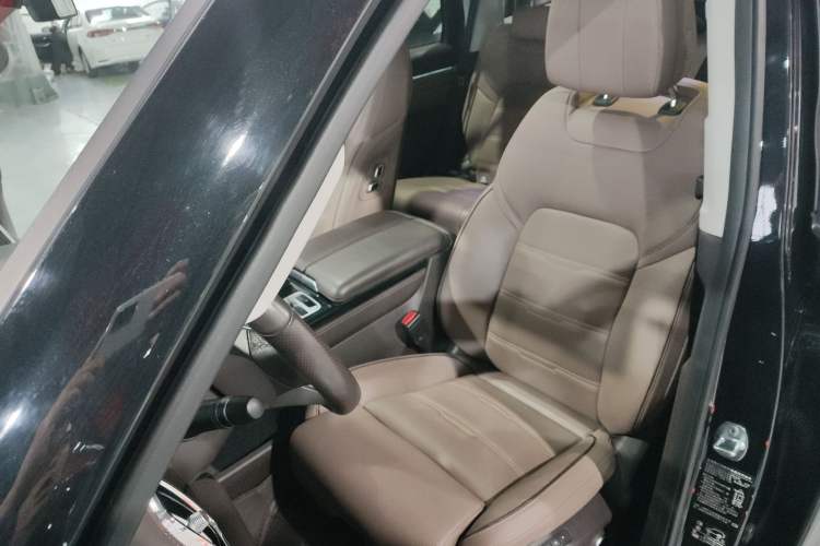Used BAIC Off-Road BJ60 2022 2.0T May Day Edition Five Seats Left Front Seat