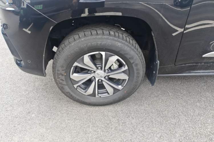 Used BAIC Off-Road BJ60 2022 2.0T May Day Edition Seven Seats Left Front Wheel Hub