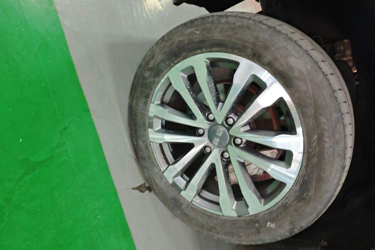 Used BAIC Off-Road BJ60 2022 2.0T Version 11 Five Seats Left Front Wheel Hub