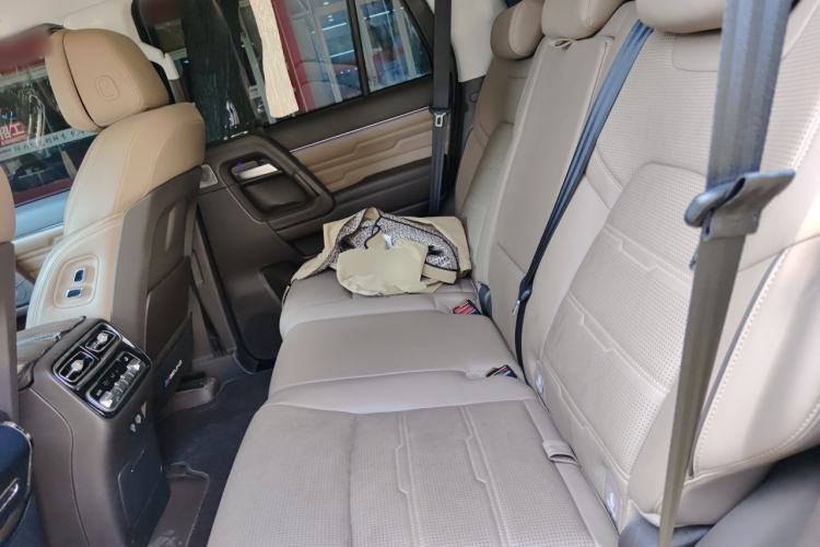 Used BAIC Off-Road BJ60 2022 2.0T Version 11 Five Seats Left Rear Seat