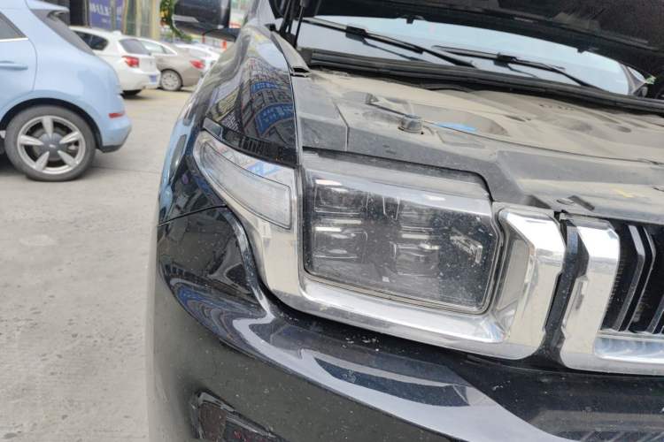 Used BAIC Off-Road BJ60 2022 2.0T Version 11 Five Seats Right Front Headlight