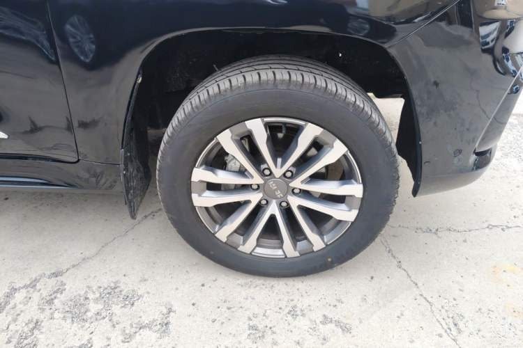 Used BAIC Off-Road BJ60 2022 2.0T May Day Edition Five Seats Right Front Wheel Hub
