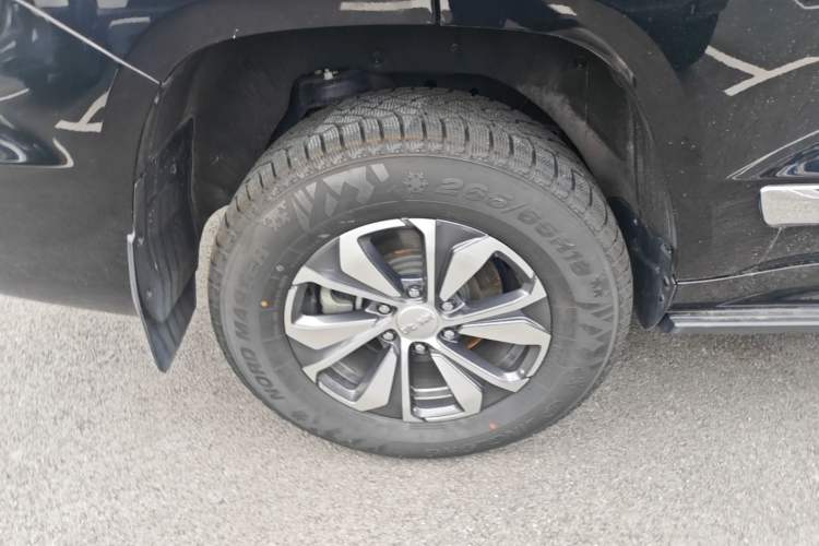 Used BAIC Off-Road BJ60 2022 2.0T May Day Edition Seven Seats Right Rear Wheel Hub