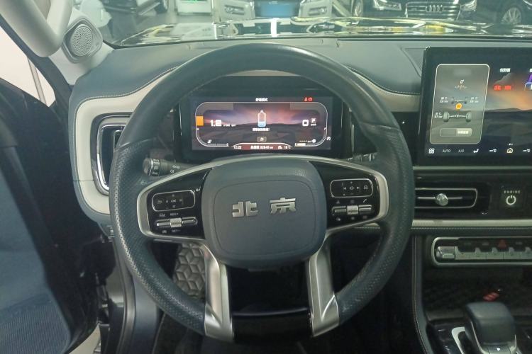 Used BAIC Off-Road BJ60 2022 2.0T Weekend Edition Five-Seater Steering Wheel