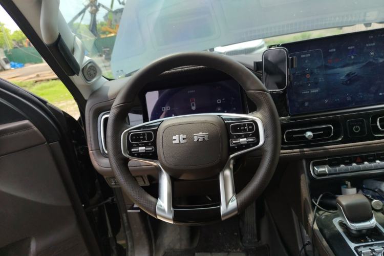 Used BAIC Off-Road BJ60 2022 2.0T Version 11 Five Seats Steering Wheel