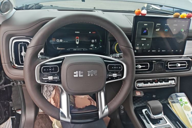 Used BAIC Off-Road BJ60 2022 2.0T May Day Edition Seven Seats Steering Wheel