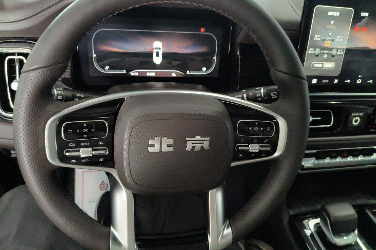 Used BAIC Off-Road BJ60 2022 2.0T Version 11 Five Seats Steering Wheel