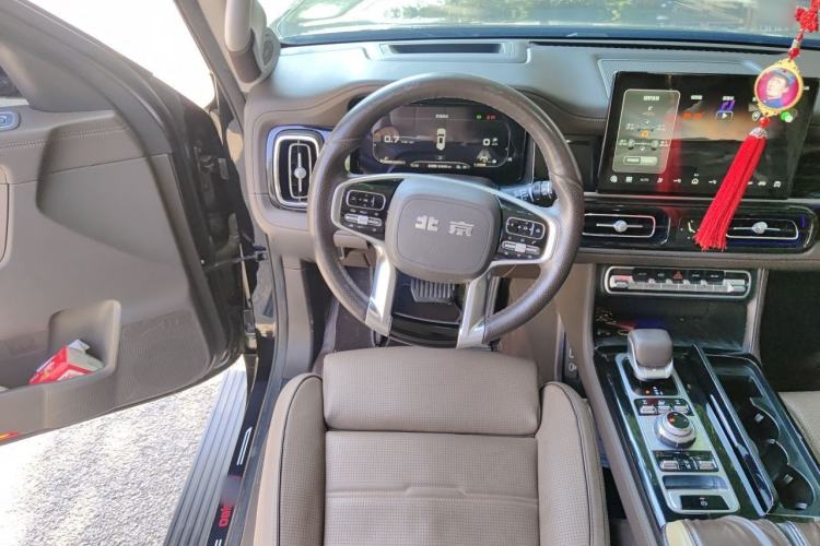 Used BAIC Off-Road BJ60 2022 2.0T Version 11 Five Seats Steering Wheel