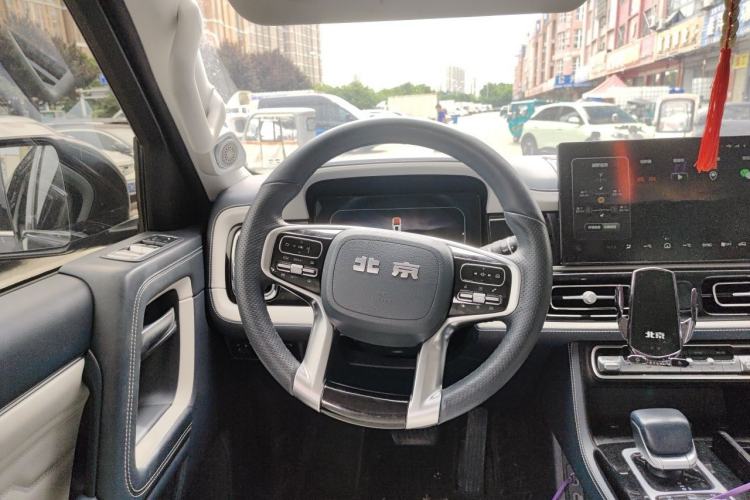 Used BAIC Off-Road BJ60 2022 2.0T Version 11 Five Seats Steering Wheel