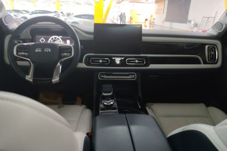 Used BAIC Off-Road BJ60 2022 2.0T Weekend Edition Five-Seater Center Console