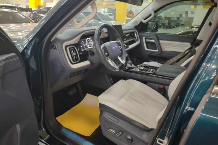 Used BAIC Off-Road BJ60 2022 2.0T Weekend Edition Five-Seater Driver Seat