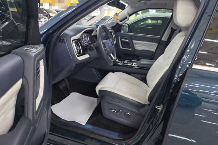 Used BAIC Off-Road BJ60 2022 2.0T Weekend Edition Five-Seater Driver Seat