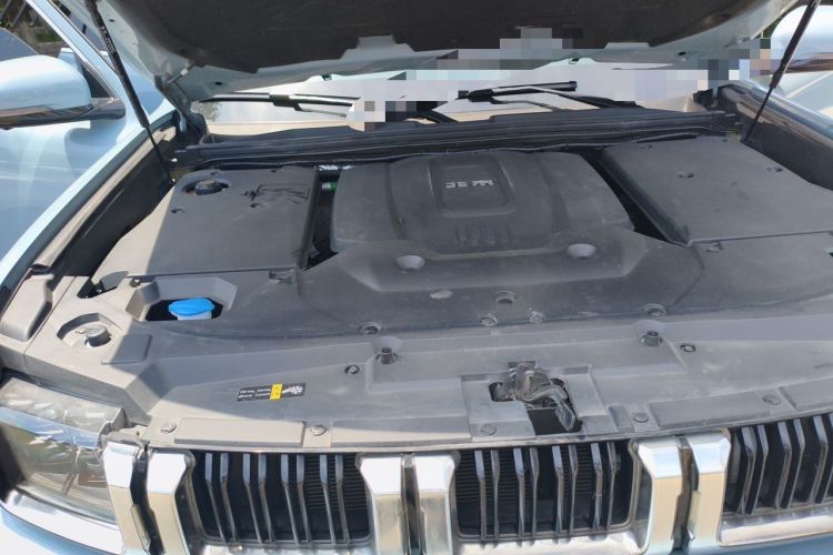 Used BAIC Off-Road BJ60 2022 2.0T Version 11 Five Seats Engine Bay