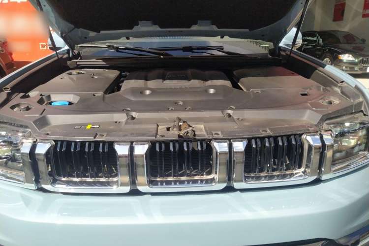 Used BAIC Off-Road BJ60 2022 2.0T Version 11 Seven Seats Engine Bay
