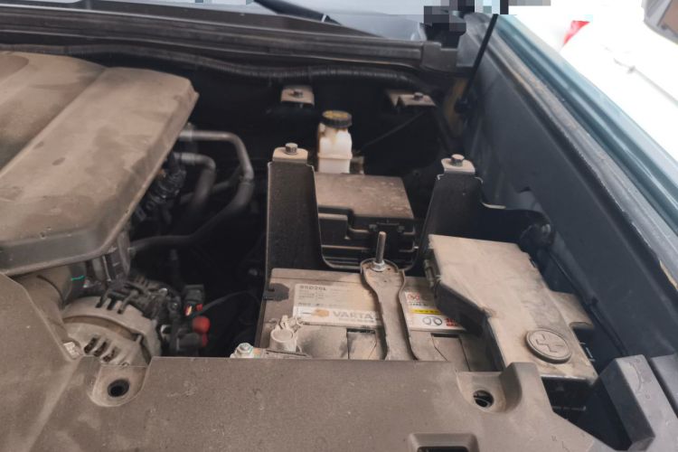 Used BAIC Off-Road BJ60 2022 2.0T Version 11 Five Seats Engine Bay Left
