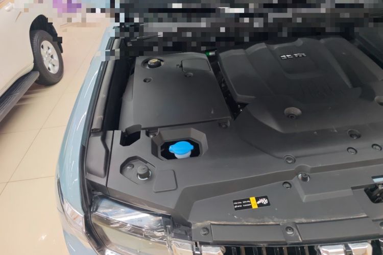 Used BAIC Off-Road BJ60 2022 2.0T Version 11 Five Seats Engine Bay Right