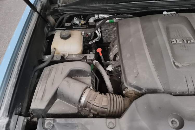 Used BAIC Off-Road BJ60 2022 2.0T May Day Edition Seven Seats Engine Bay Right