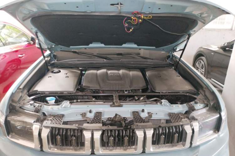 Used BAIC Off-Road BJ60 2022 2.0T May Day Edition Five Seats Engine Bay