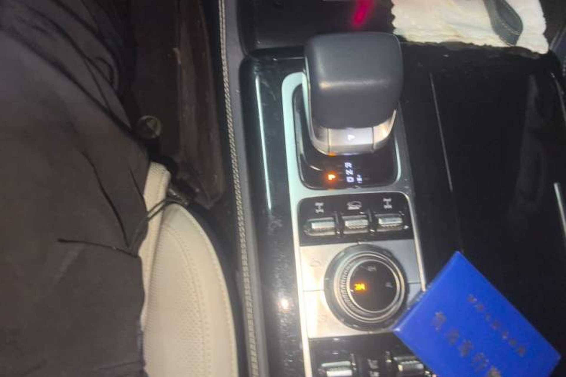 Used BAIC Off-Road BJ60 2022 2.0T Version 11 Five Seats Gear Lever