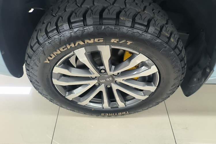 Used BAIC Off-Road BJ60 2022 2.0T Version 11 Five Seats Left Front Wheel Hub