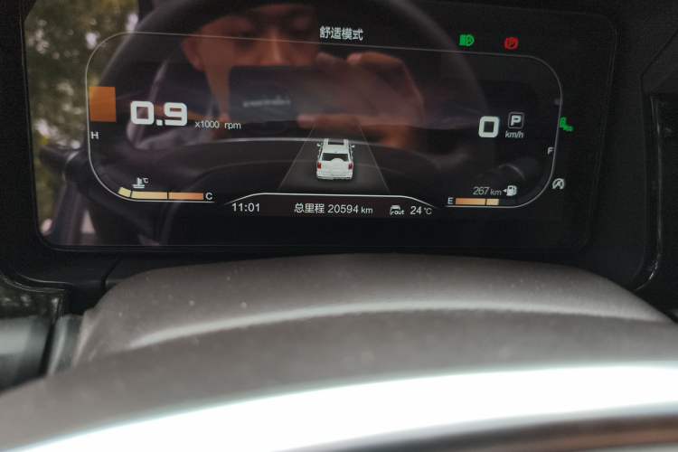 Used BAIC Off-Road BJ60 2022 2.0T Version 11 Five Seats Odometer Close Up