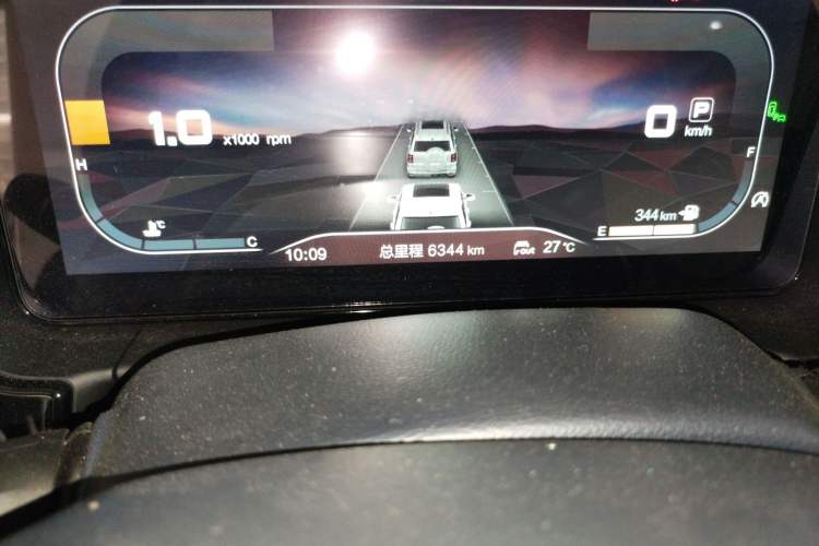 Used BAIC Off-Road BJ60 2022 2.0T May Day Edition Five Seats Odometer Close Up