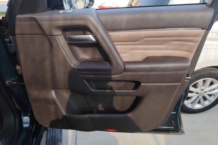Used BAIC Off-Road BJ60 2022 2.0T Version 11 Five Seats Right Front Door Interior