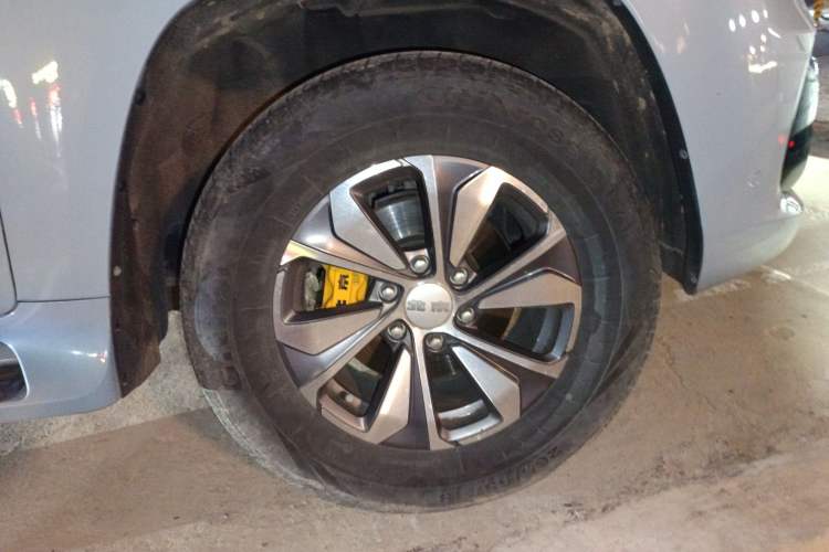 Used BAIC Off-Road BJ60 2022 2.0T May Day Edition Seven Seats Right Front Wheel Hub