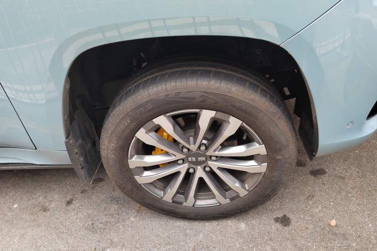 Used BAIC Off-Road BJ60 2022 2.0T Version 11 Five Seats Right Front Wheel Hub