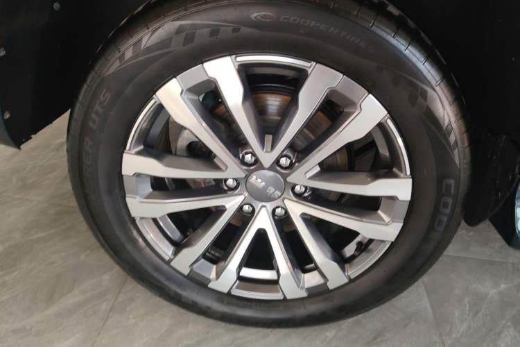 Used BAIC Off-Road BJ60 2022 2.0T Weekend Edition Five-Seater Right Rear Wheel Hub