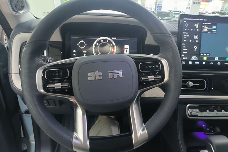 Used BAIC Off-Road BJ60 2022 2.0T Version 11 Five Seats Steering Wheel