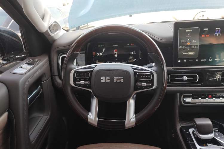 Used BAIC Off-Road BJ60 2022 2.0T Version 11 Five Seats Steering Wheel
