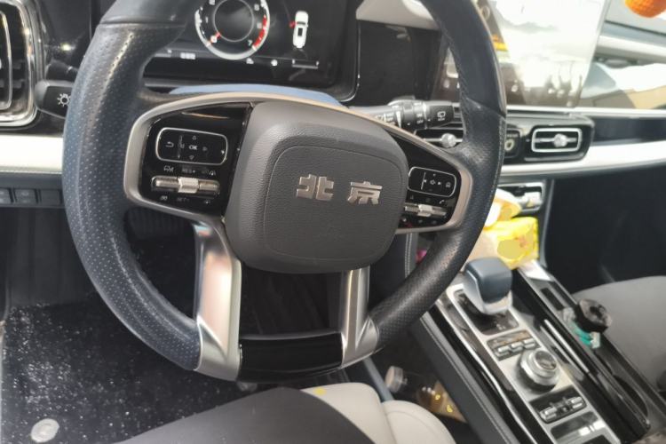 Used BAIC Off-Road BJ60 2022 2.0T Version 11 Five Seats Steering Wheel