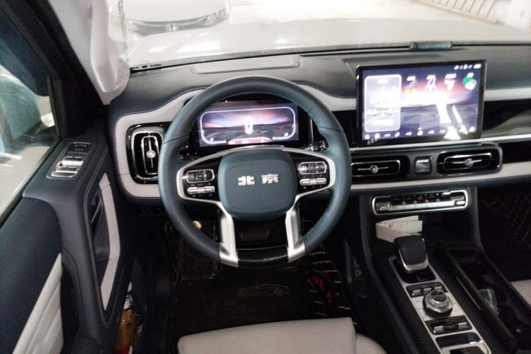 Used BAIC Off-Road BJ60 2022 2.0T May Day Edition Five Seats Steering Wheel