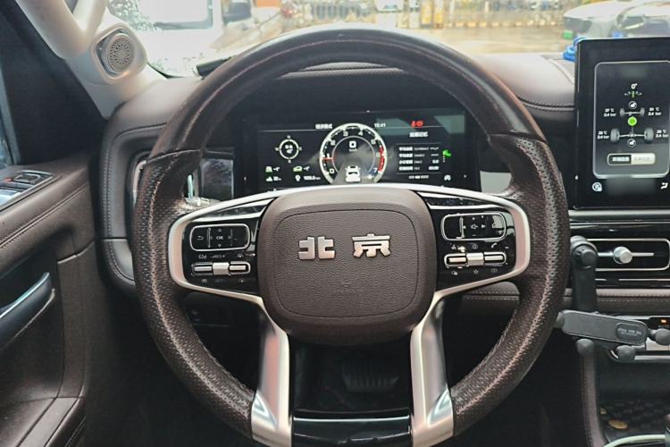 Used BAIC Off-Road BJ60 2022 2.0T Version 11 Five Seats Steering Wheel