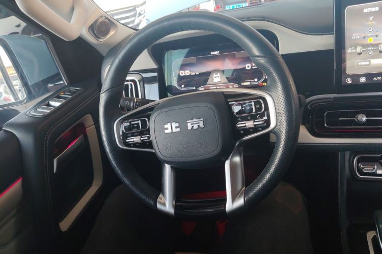 Used BAIC Off-Road BJ60 2022 2.0T May Day Edition Five Seats Steering Wheel