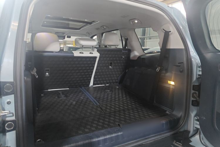 Used BAIC Off-Road BJ60 2022 2.0T May Day Edition Seven Seats Trunk