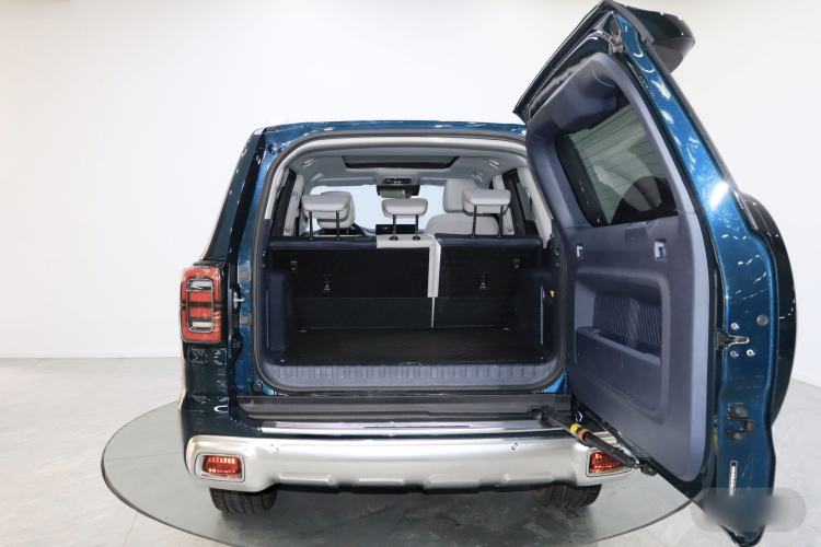 Used BAIC Off-Road BJ60 2022 2.0T Weekend Edition Five-Seater Trunk