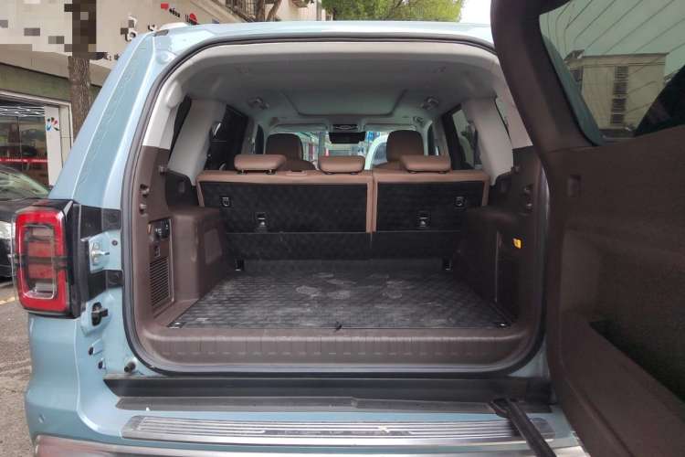 Used BAIC Off-Road BJ60 2022 2.0T Version 11 Five Seats Trunk