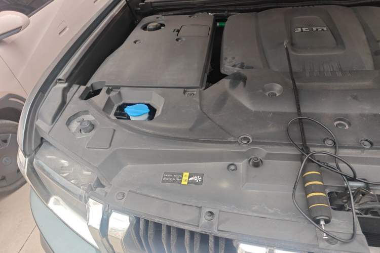 Used BAIC Off-Road BJ60 2022 2.0T Version 11 Five Seats Engine Bay Right