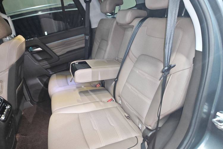 Used BAIC Off-Road BJ60 2022 2.0T May Day Edition Five Seats Left Rear Seat