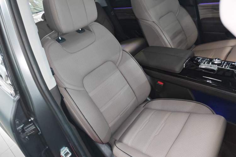 Used BAIC Off-Road BJ60 2022 2.0T May Day Edition Five Seats Right Front Seat