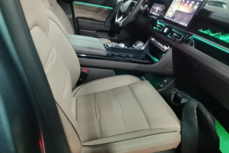 Used BAIC Off-Road BJ60 2022 2.0T May Day Edition Five Seats Right Front Seat