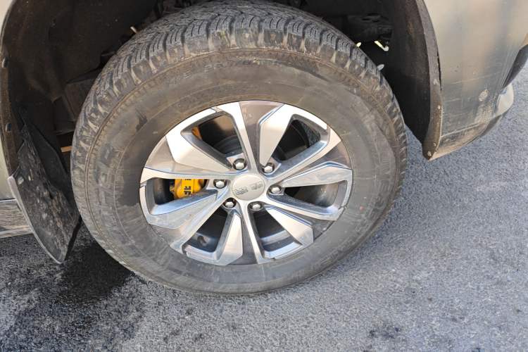 Used BAIC Off-Road BJ60 2022 2.0T Version 11 Five Seats Right Front Wheel Hub