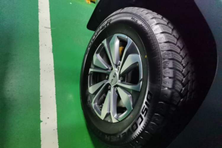 Used BAIC Off-Road BJ60 2022 2.0T May Day Edition Five Seats Right Rear Wheel Hub