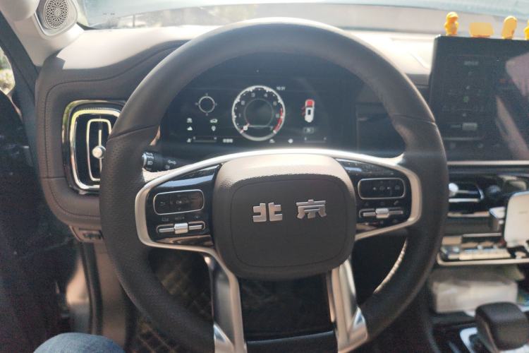 Used BAIC Off-Road BJ60 2022 2.0T Version 11 Five Seats Steering Wheel