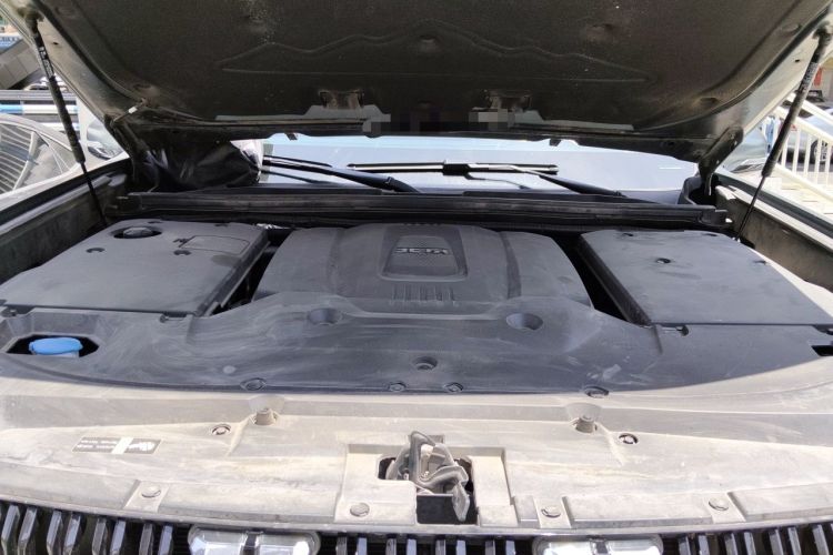 Used BAIC Off-Road BJ60 2022 2.0T Version 11 Five Seats Engine Bay