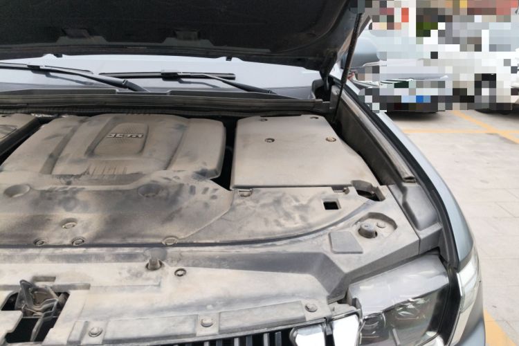 Used BAIC Off-Road BJ60 2022 2.0T May Day Edition Five Seats Engine Bay Left