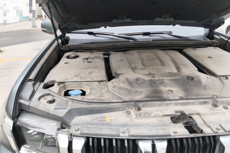 Used BAIC Off-Road BJ60 2022 2.0T May Day Edition Five Seats Engine Bay Right